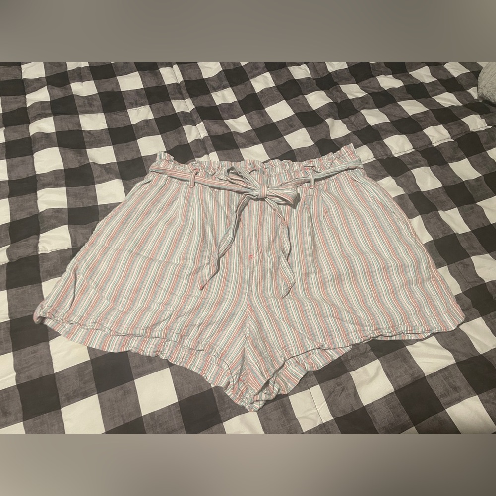 American Eagle high rise shorts!